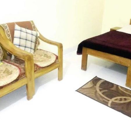 Adb Rooms Ashoka Resort Tala  ภายนอก รูปภาพ