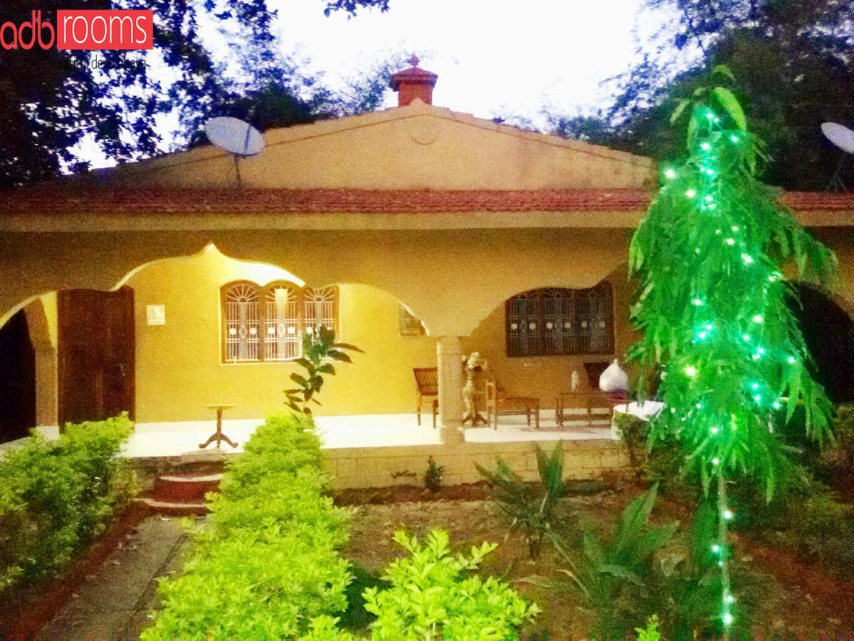 Adb Rooms Ashoka Resort Tala  ภายนอก รูปภาพ
