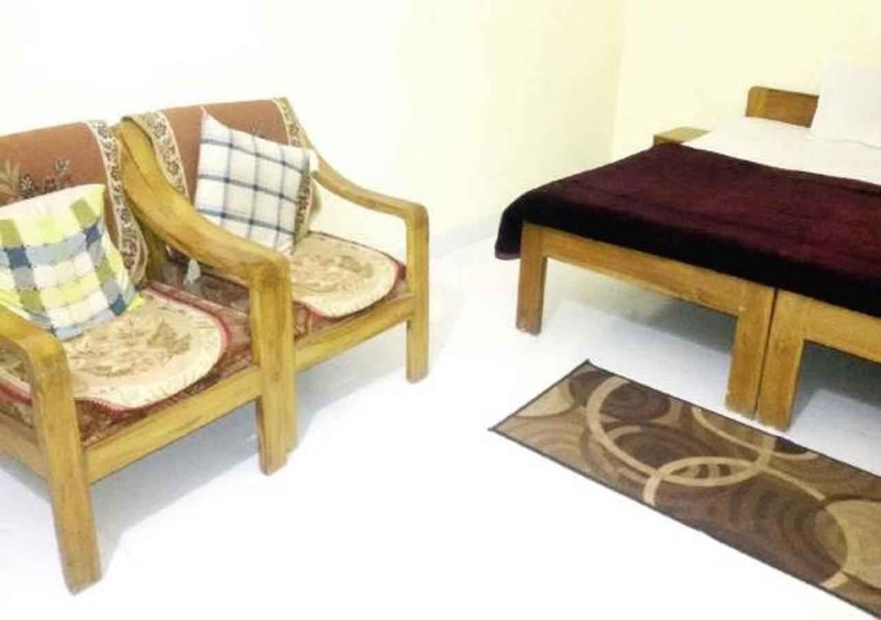 Adb Rooms Ashoka Resort Tala  ภายนอก รูปภาพ
